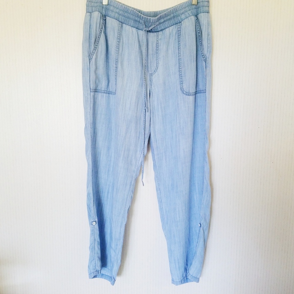 🚚 Moving Sale 🚚 Cloth and Stone Chambray pants